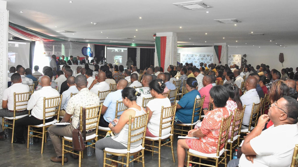 Leadership des représentants de l'état dans la réforme de l'état civil et de l'identité