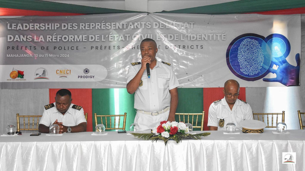 Réforme de l'État civil et de l'identité : les représentants de l'État leadent les actions au niveau territorial